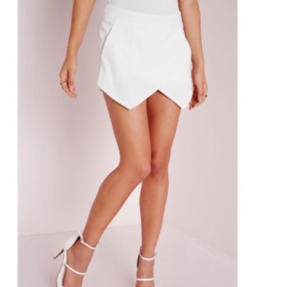 😗Missguided ivory wrap skort mini skirt 🌟 NWT