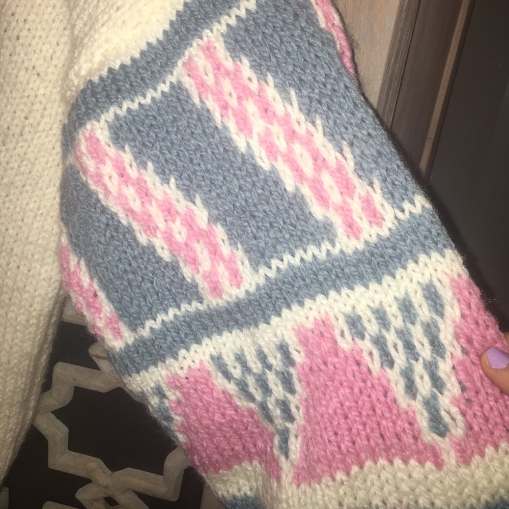 New Boutique baby pink and baby blue sweater 🦄 - Picture 6 of 8