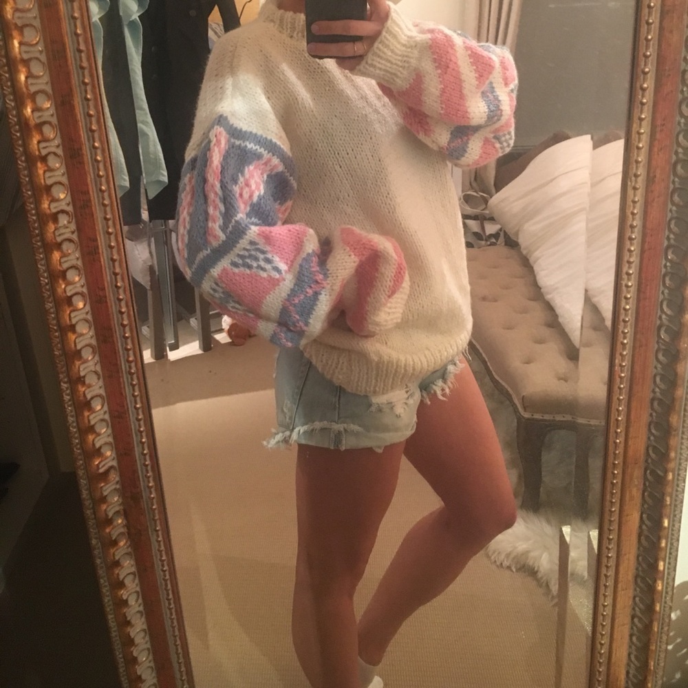 New Boutique baby pink and baby blue sweater 🦄 - Picture 5 of 8