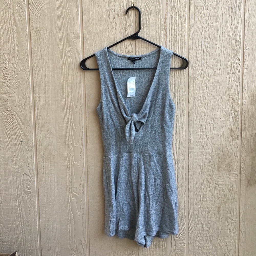 Kendall & Kylie Pacsun romper !!