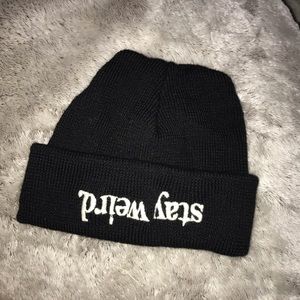 BRANDY MELVILLE Beanie