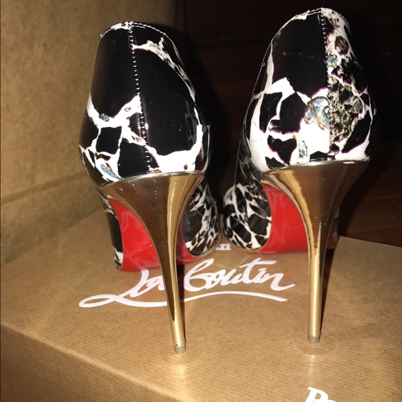 Christian Louboutin Pigalle Follies 100mm - Picture 7 of 8