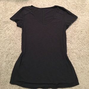 Lululemon Tee