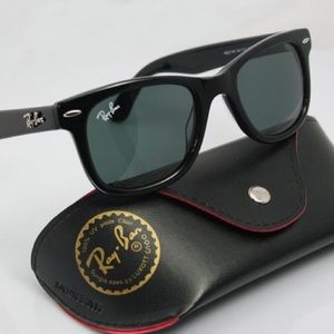 ray ban wayfarer classics with case