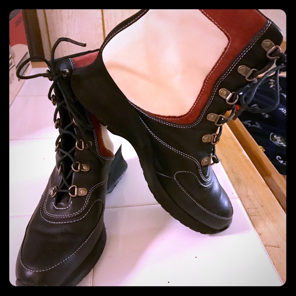 Timberland Boots With A Wedge💙