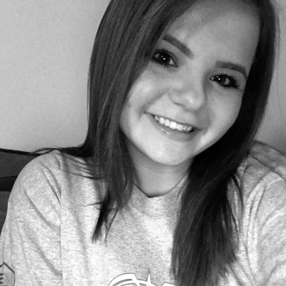 Meet your Posher, Katelyn