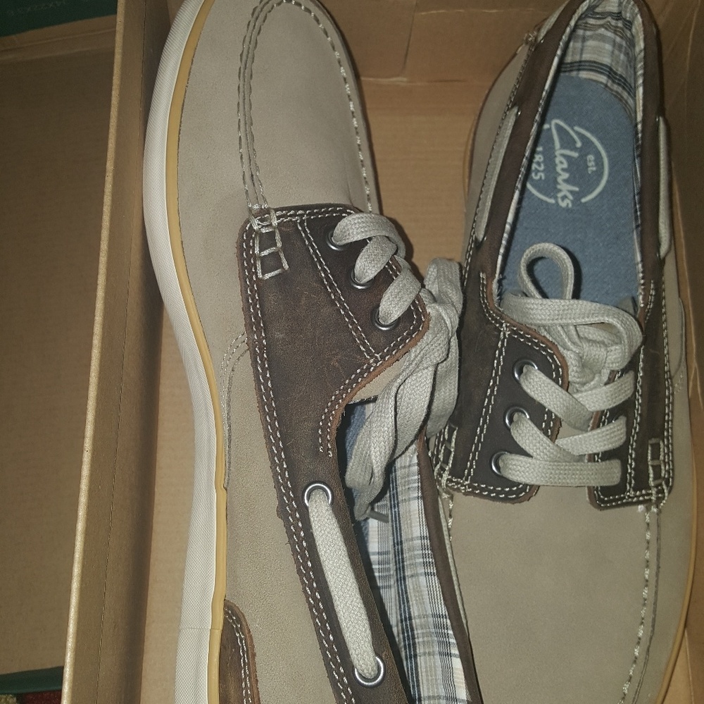Men's Clarks Sperry inspired shoes NWT