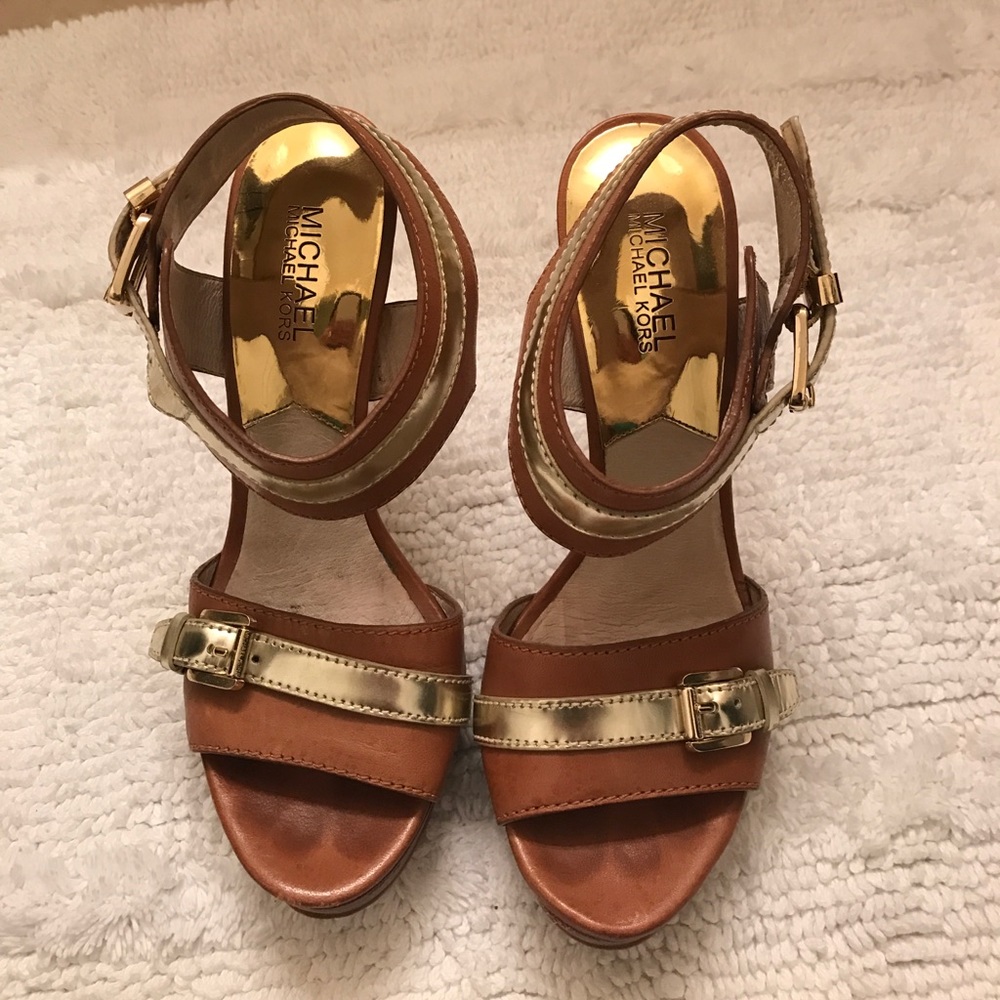 Michael Kors brown and gold heels