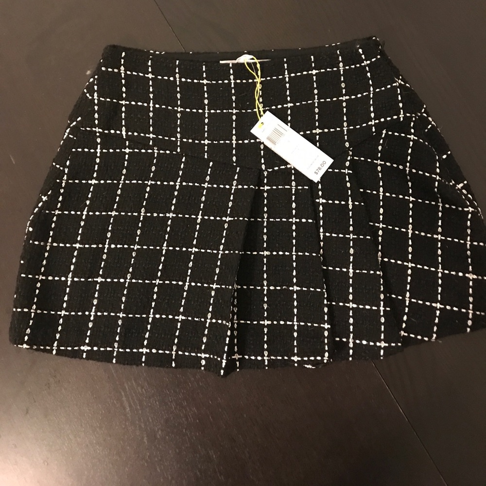 Pleated skirt
