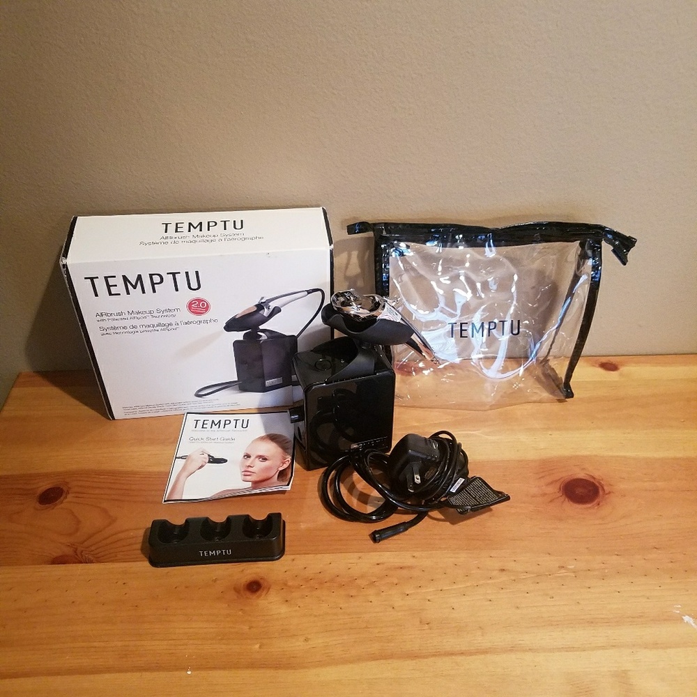 Temptu AirPod Airbrush &  2.0 Compressor