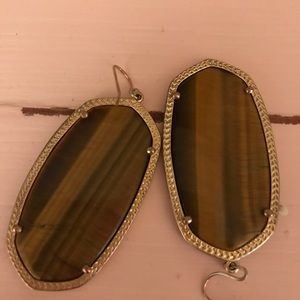 Kendra Scott Danielle Gold earrings in tiger's eye
