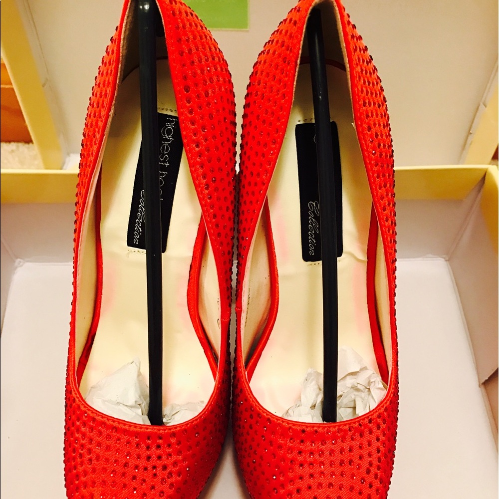 Platform brand new, never used, glitter