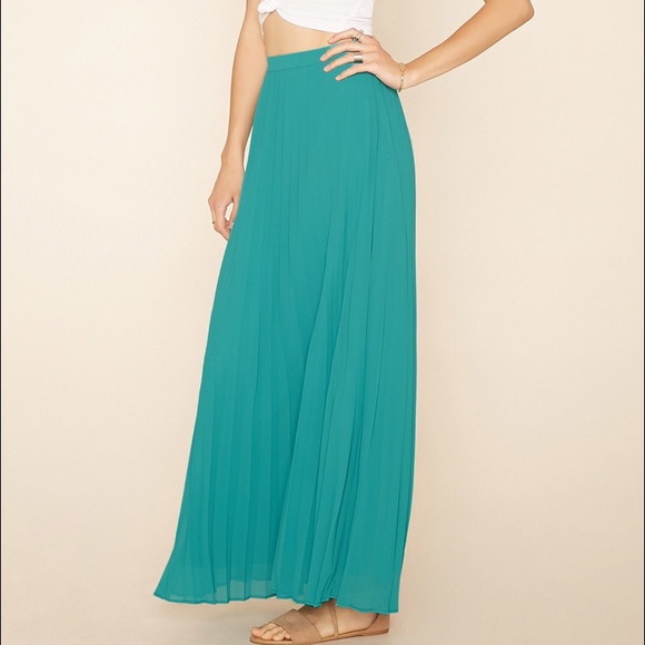 Forever 21 Dresses & Skirts - Forever 21 Contemporary Maxi Skirt