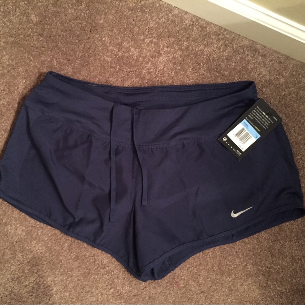 🆕 Nike Dri-Fit Crew Running Shorts - Picture 1 of 8