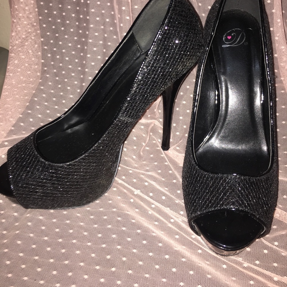 Black Sparkle Heels!