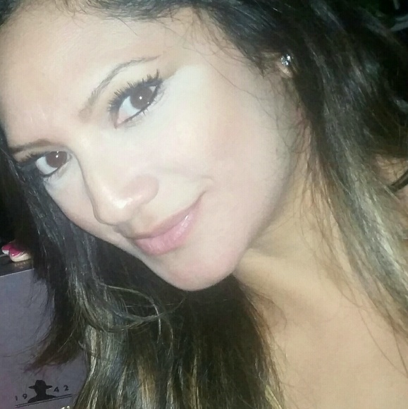 Meet your Posher, Patti - Picture 2 of 4