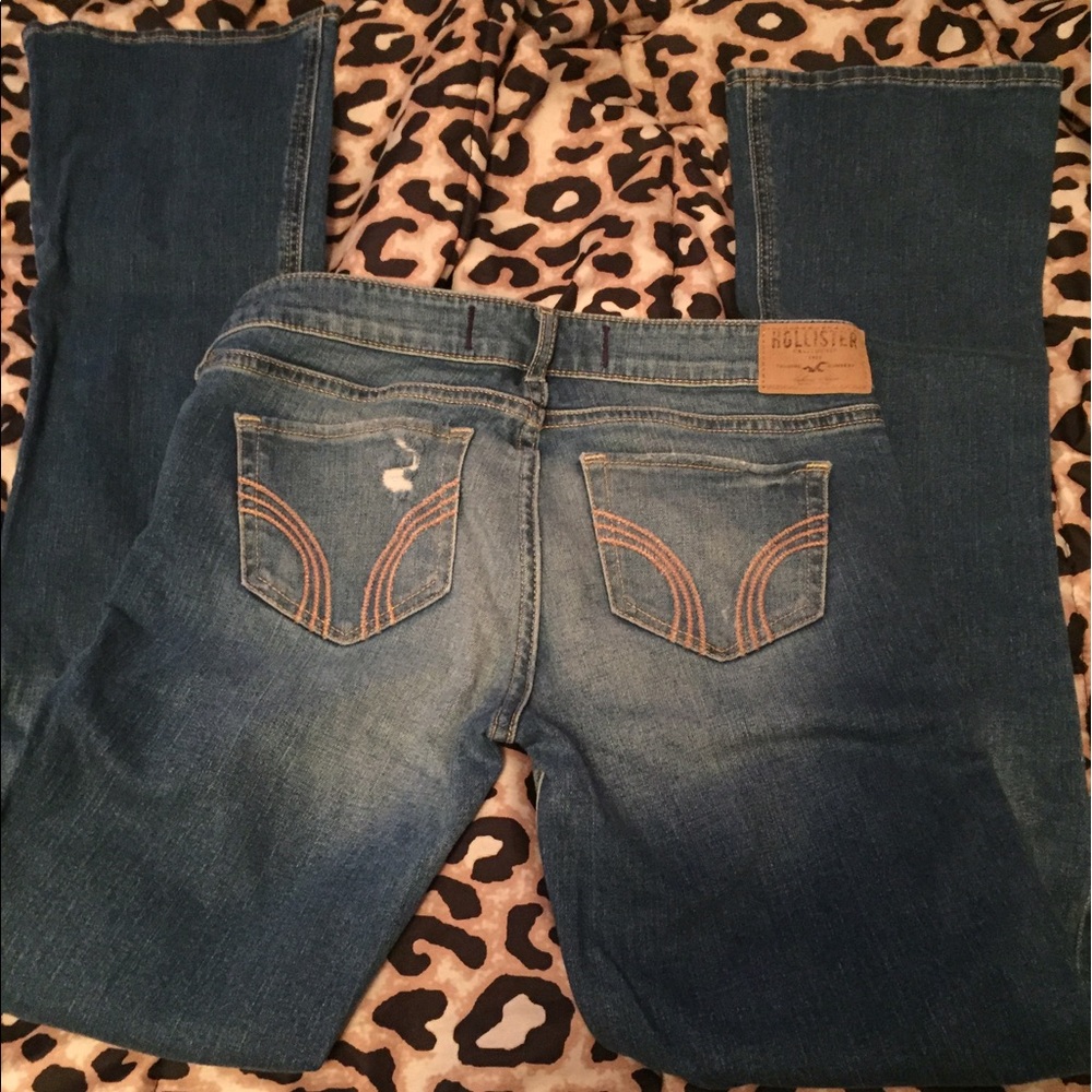 Hollister size 5 boot cut.