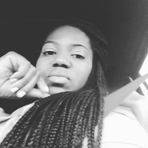 Meet your Posher, Yolanda