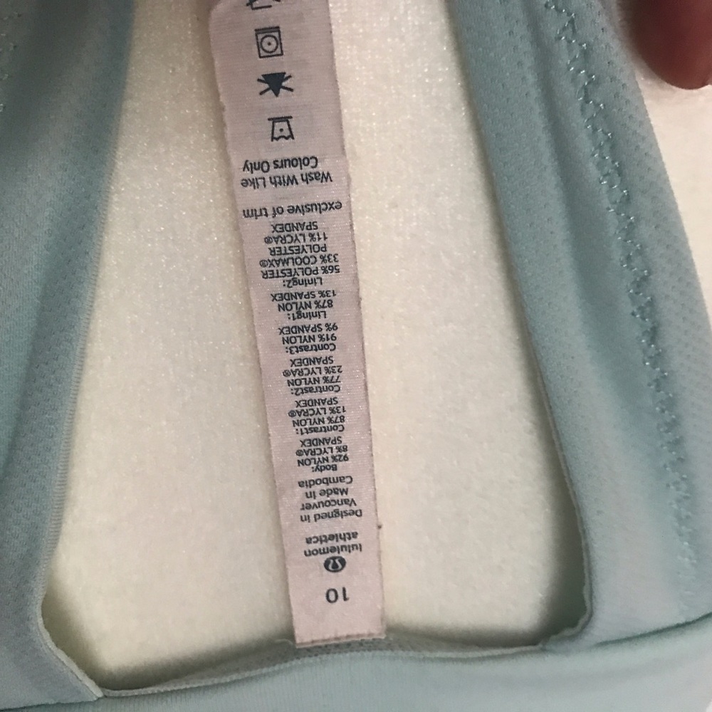 Lululemon Tank - Picture 4 of 4