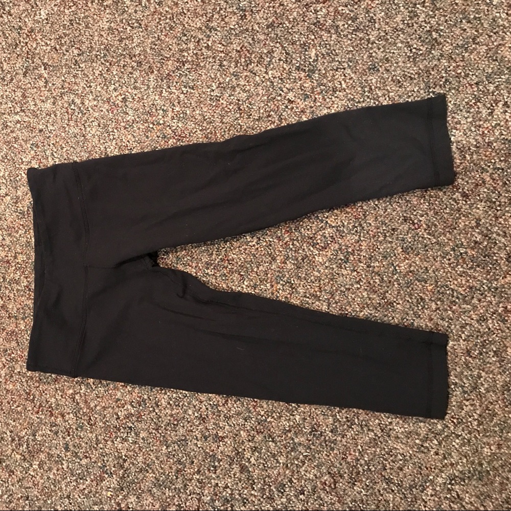 Lululemon cropped leggings