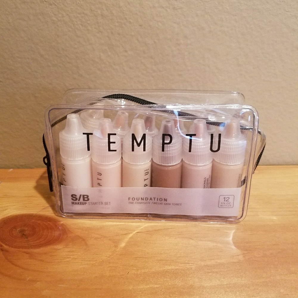 Temptu s/b foundation and blush set