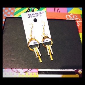 ❤️Gold Bow Earrings❤️