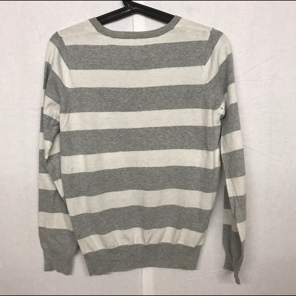 Women's white and grey strip sweater - Picture 3 of 4