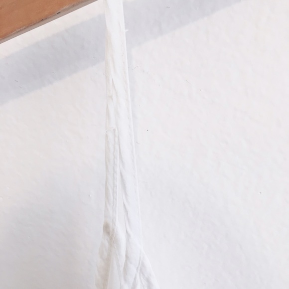 [brandy melville] • [white tank] - Picture 4 of 7