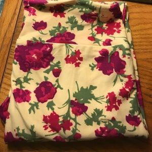 BNWOT lularoe OS leggings