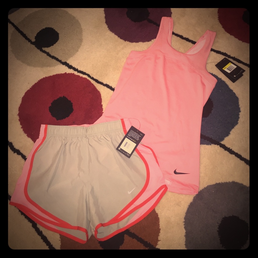 NWT NIKE TANK & SHORTS SET