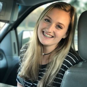 Meet your Posher, Karlee