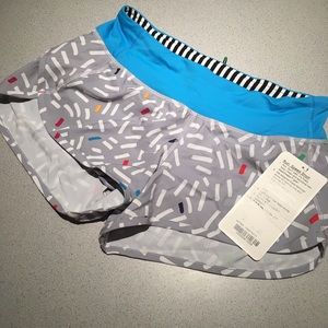 RARE lululemon run speed short size 4 seawheeze
