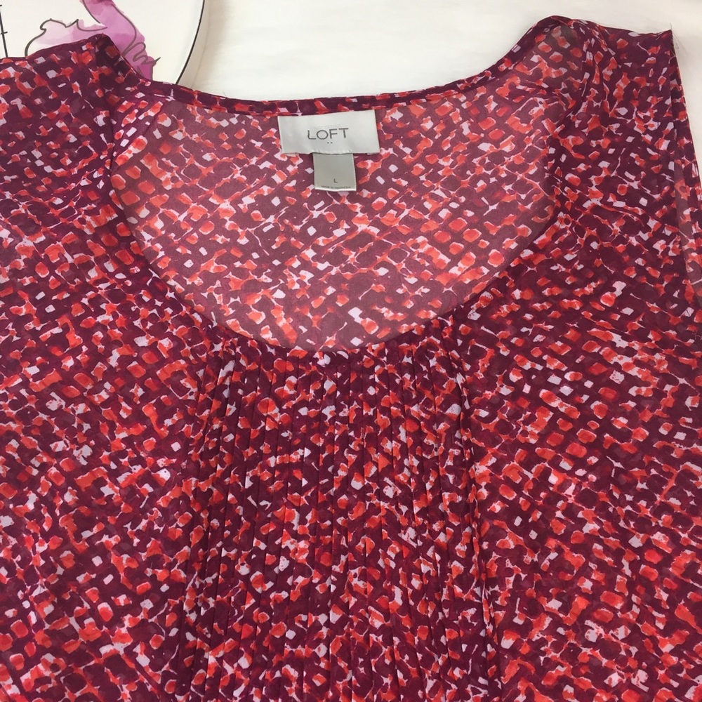 Ann Taylor Loft Women's Sleeveless Top Sheer - Picture 2 of 3