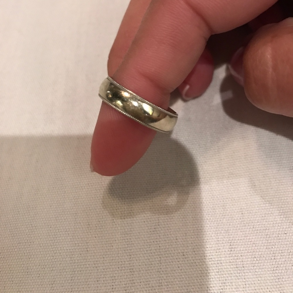 Wedding band, beautiful word inside - Picture 2 of 4