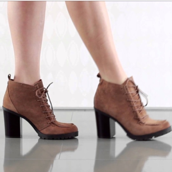 🚫SOLD🚫Sam Edelman Tan Suede Booties - Picture 4 of 5