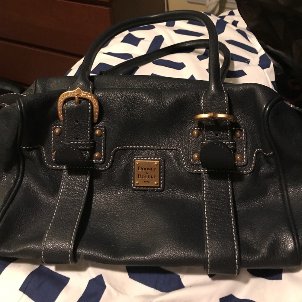 Like new Dooney and Burke Bag