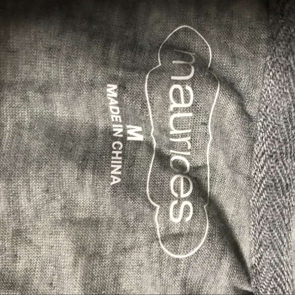 Zip lace hoodie - Picture 2 of 2