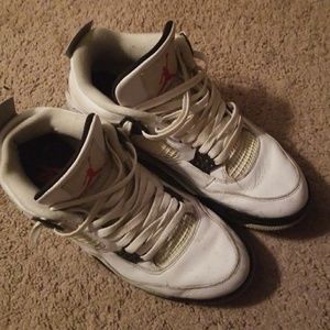 Jordan 4