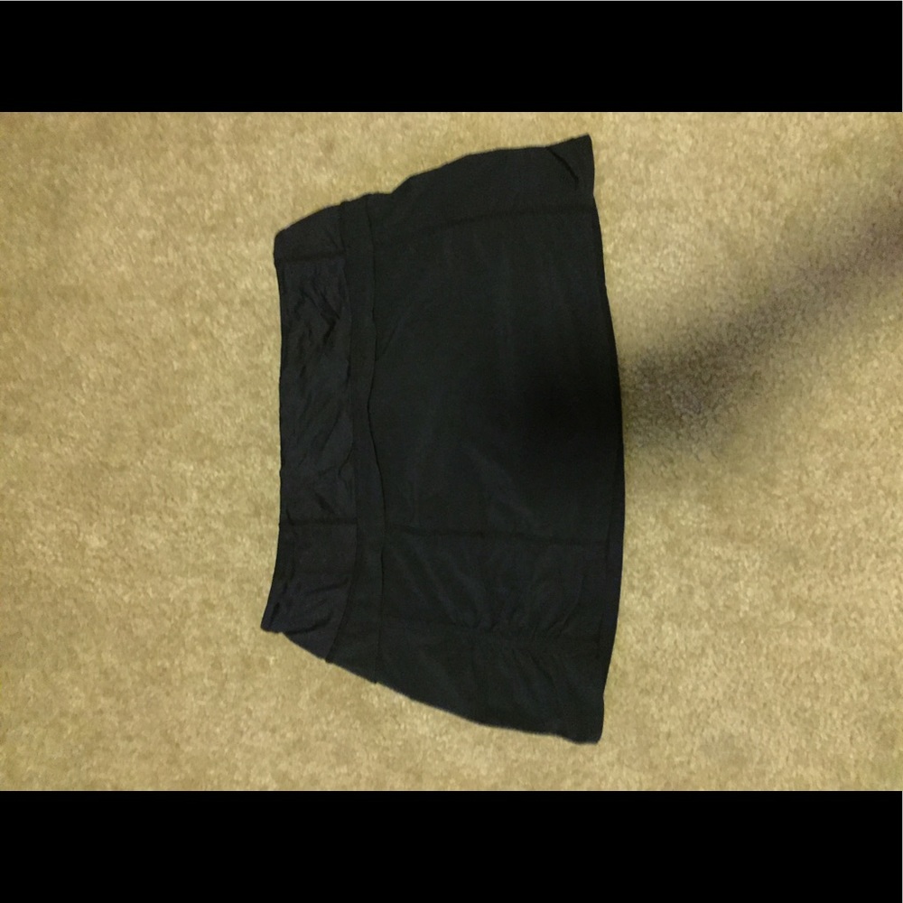 Lululemon athletica skirt size 4