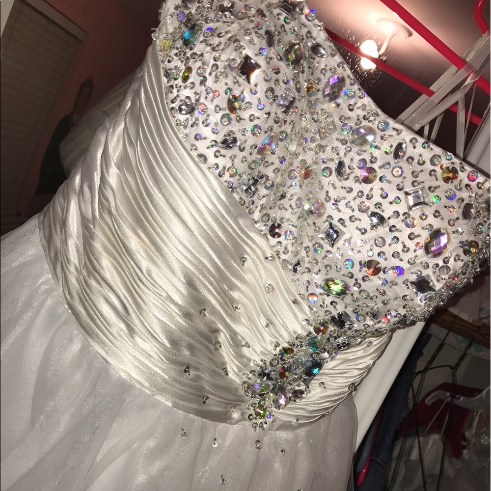 WHITE IRIDESCENT PROM DRESS