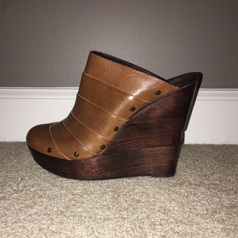 DVF Wedge Clog