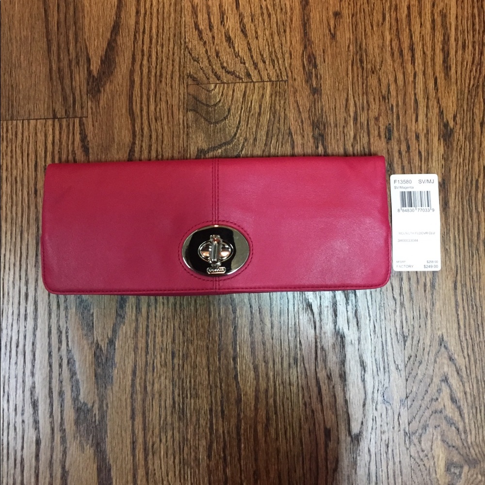 Authentic Coach clutch