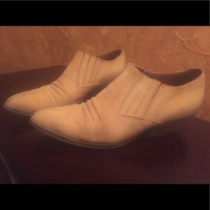 Camel colored short cowboy boots!