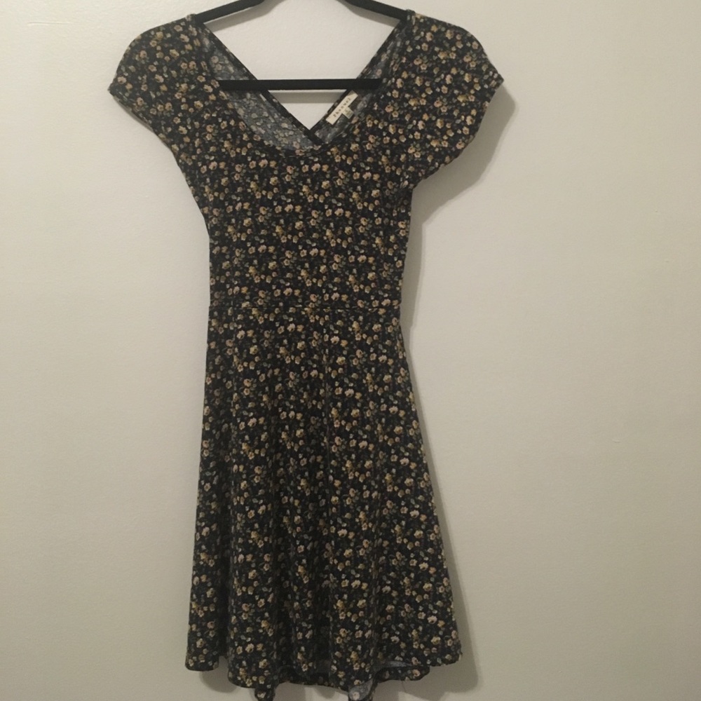 Pacsun open back  floral dress