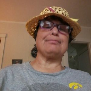 Meet your Posher, Shari