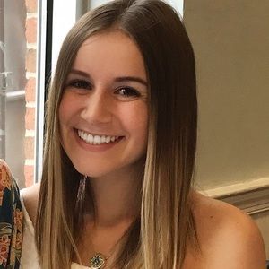 Meet your Posher, Gaby