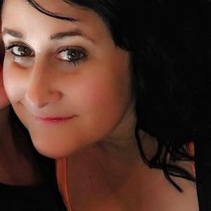 Meet your Posher, Tina