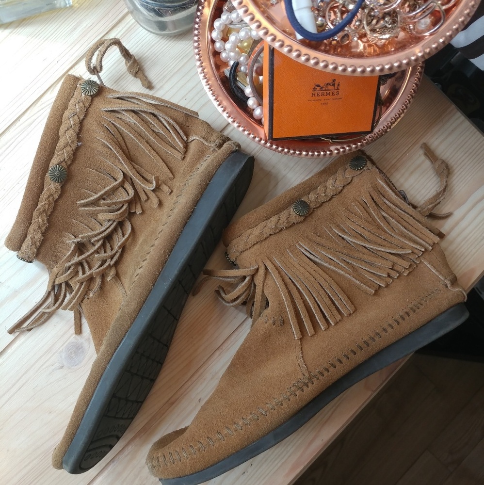 Minnetonka Ankle Boot Moccasins