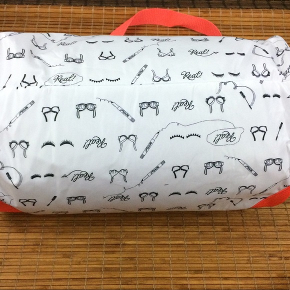 Benefit Bags Benefit San Francisco Cosmetics Ltd Ed Duffle Poshmark