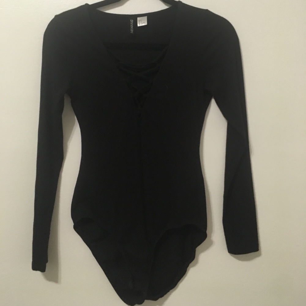H&M long sleeve cross up bodysuit